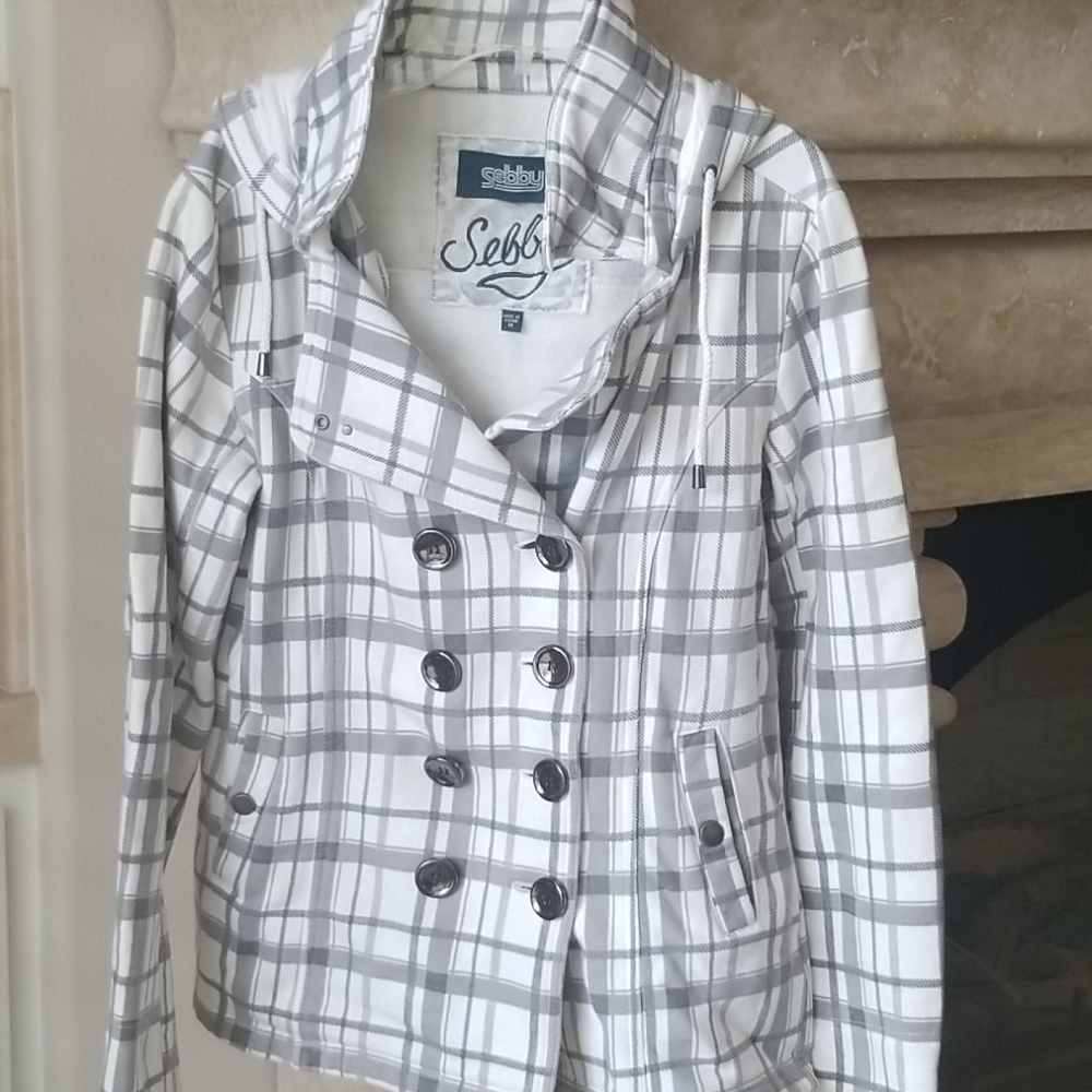 Sebby soft shell double breast with hood.